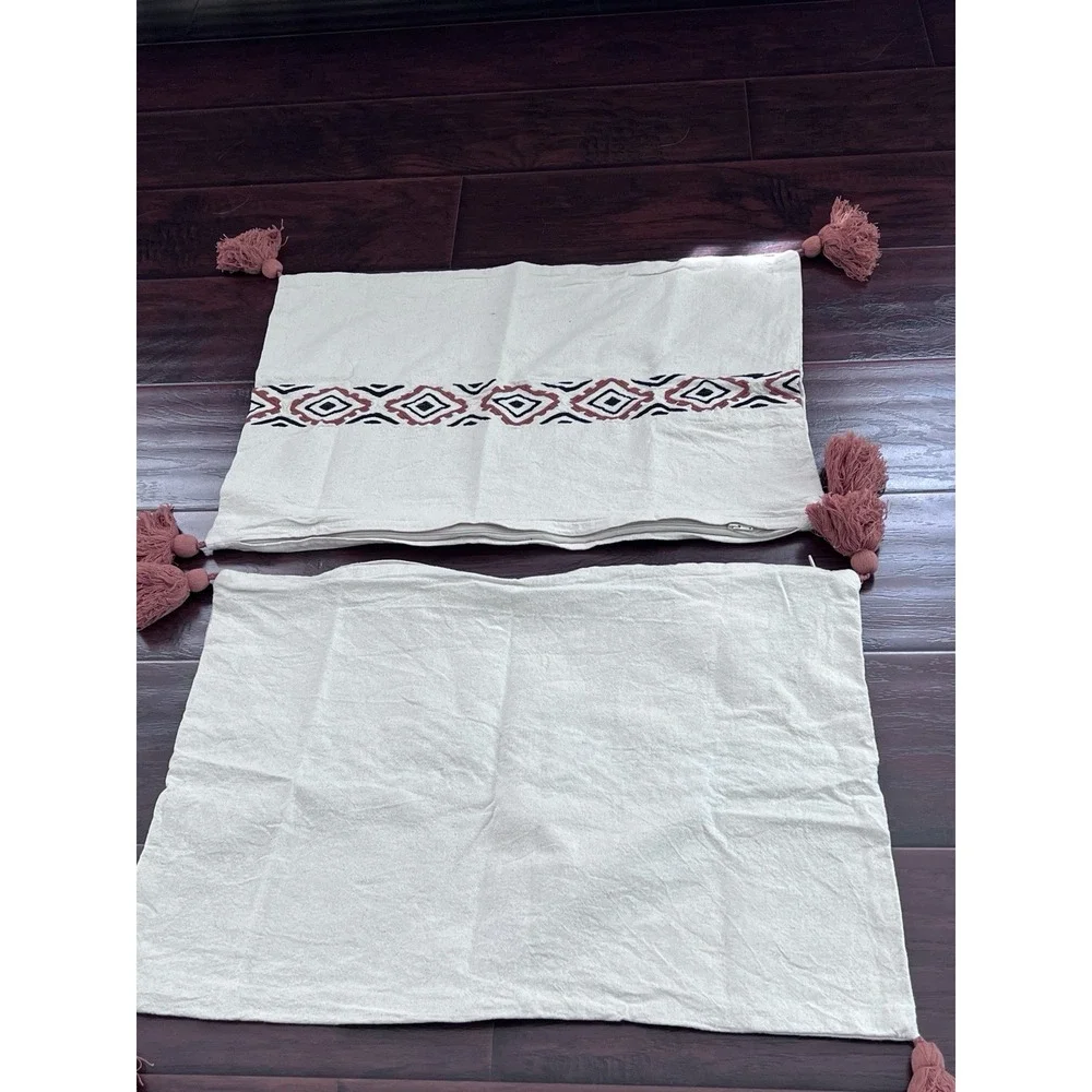 IKEA JATTESLIDE Pillow Covers Set of 2 Cream Geometric Embroidered Tassel 16x23